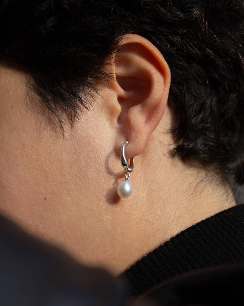 Hope Hoop Earrings With White Freshwater Pearl Drop - Mara Paris