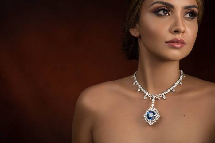 Necklaces & Pendants Archives - Tiesh