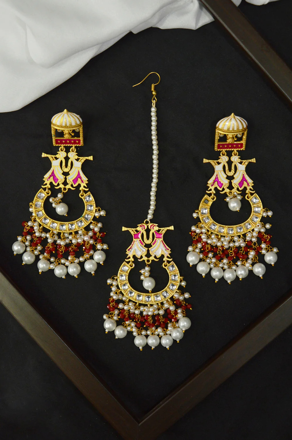 Kundan, Polki and The Art of Jadau: Here Is What You Need to Know - Niscka