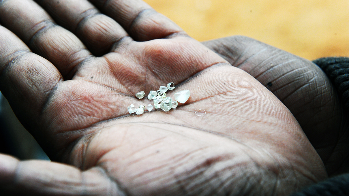 The True Story of Blood Diamonds Mining | HowStuffWorks