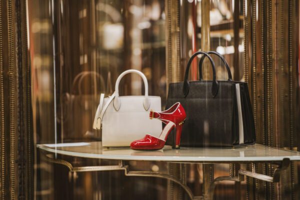 Luxury Fashion Retail Jobs: Vacancies & Careers