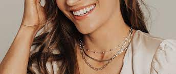 A Simple Guide to Choosing the Perfect Necklace Chain Style