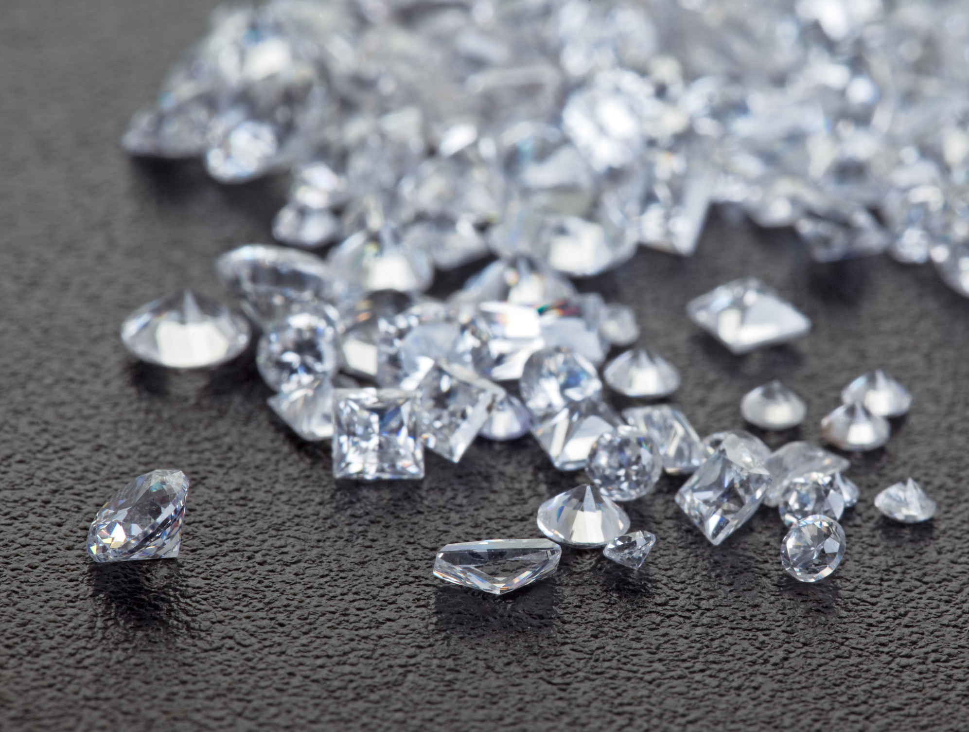 Can You Sell Your Loose Diamonds and Other Gems to a Pawn Shop? The Answer Might Surprise You - USA Pawn