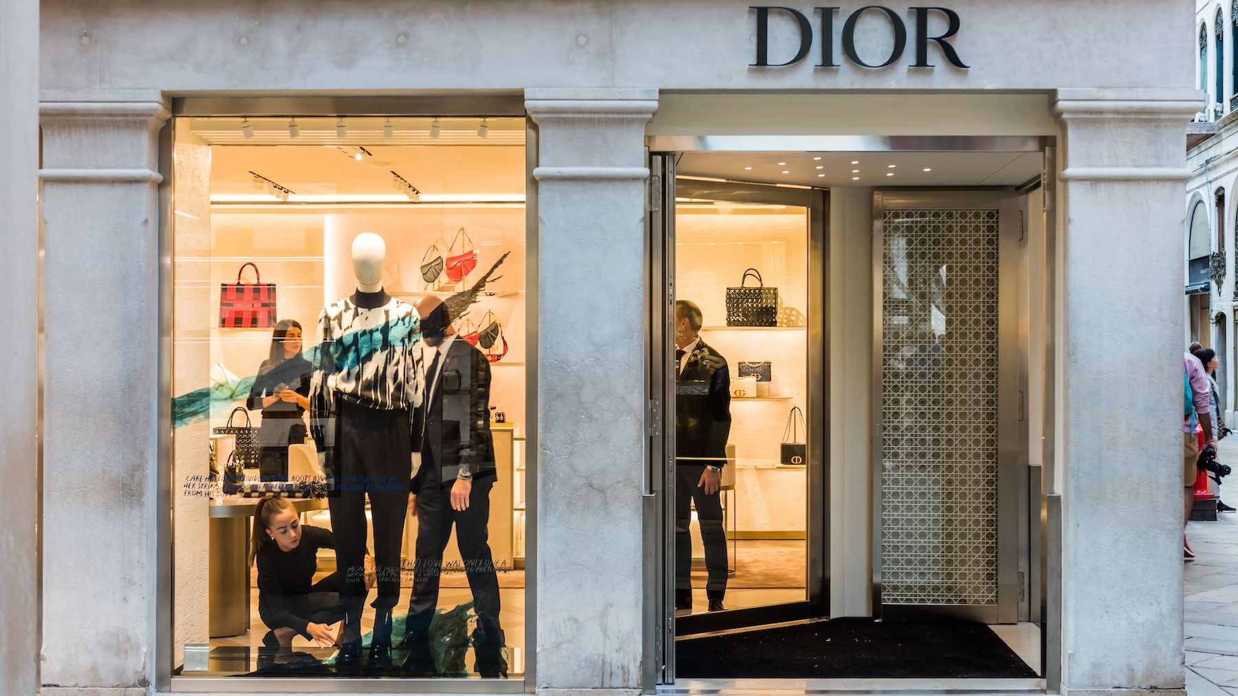 Why Luxury Brands Are Poaching Store Employees from Mass Retail | BoF