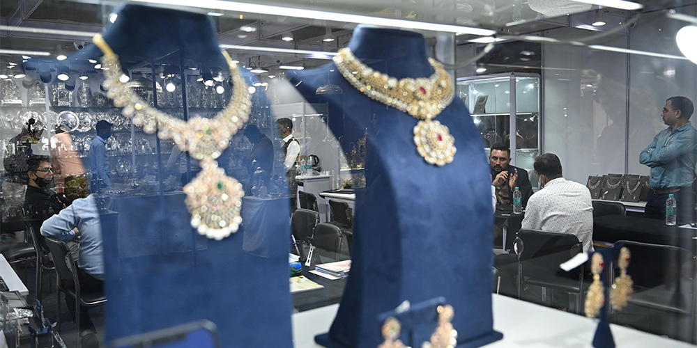 Get Ready To Experience The Most Coveted Gem & Jewellery Show Of The Year: IIJS Premiere 2022 – Solitaire International Magazine – India's leading B2B gem and jewellery magazine